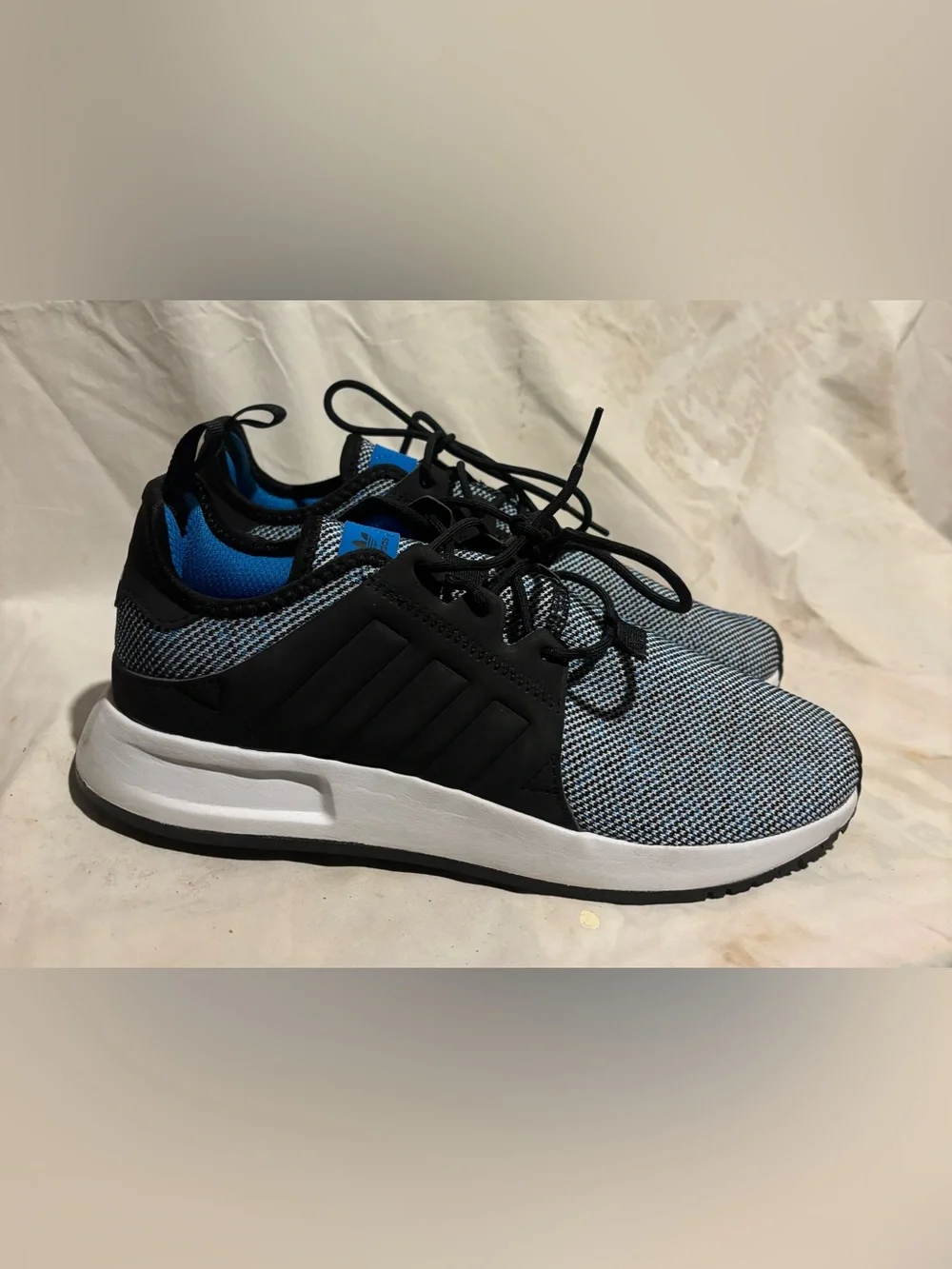 adidas lightweight knit